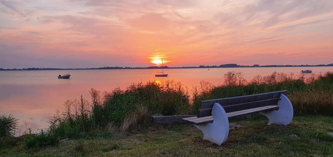 Ferienhaus Rotdorn Wiek auf Ruegen Exterior foto